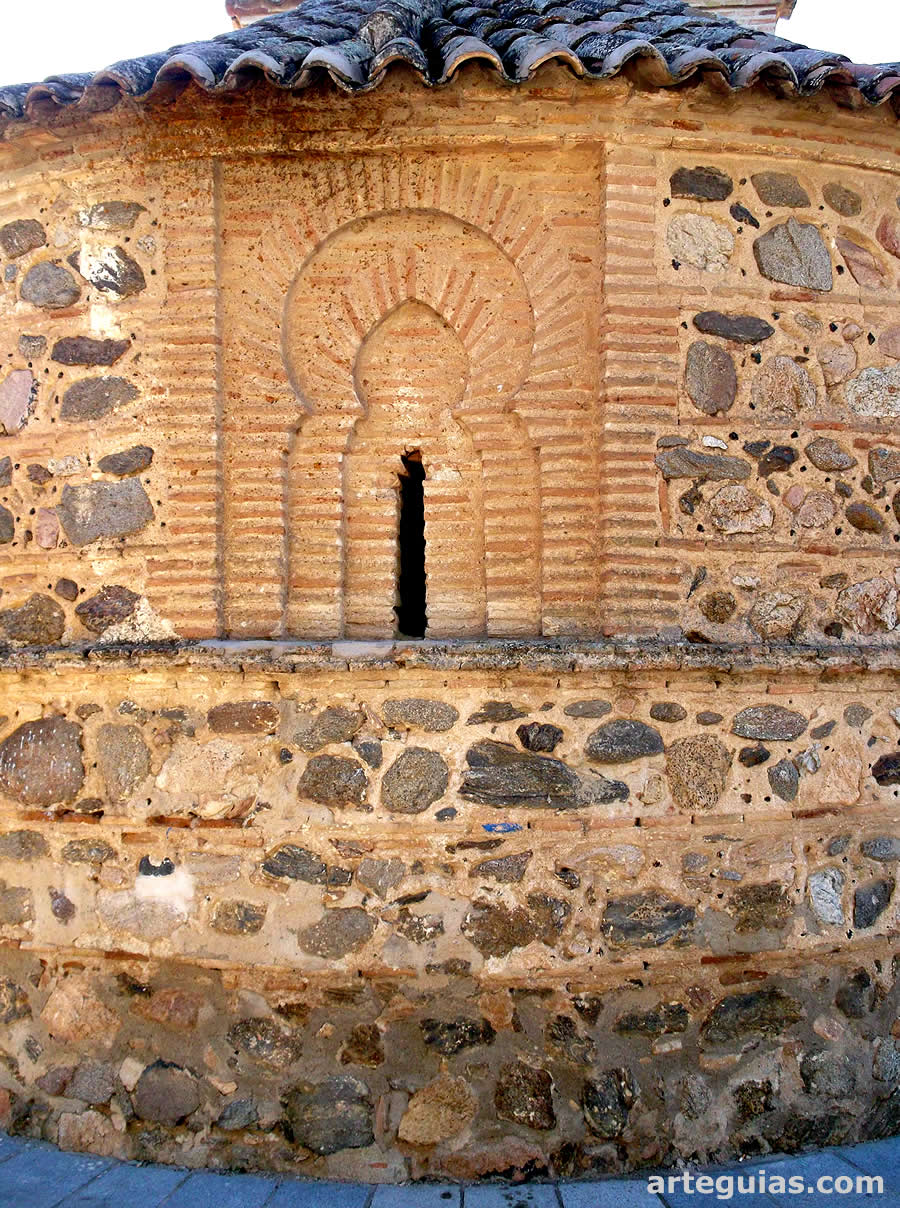 Centro del &aacute;bside de la ermita