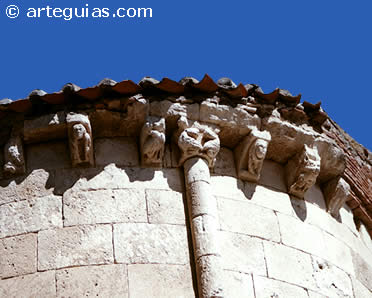 Canecillos rom&aacute;nicos figurados de la iglesia de Espinosa de los Caballeros