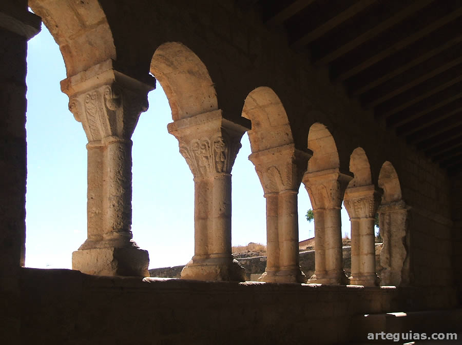 Galer&iacute;a porticada