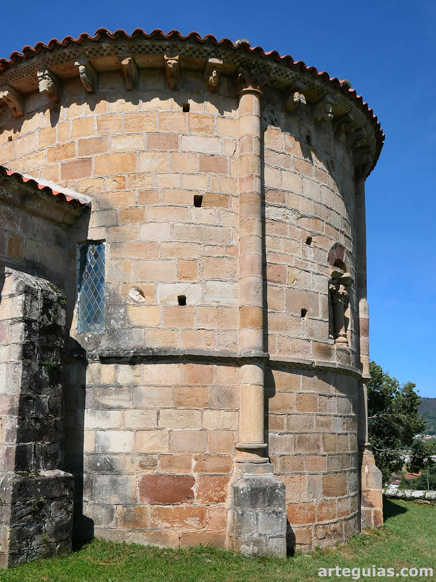 Buen &aacute;bside rom&aacute;nico