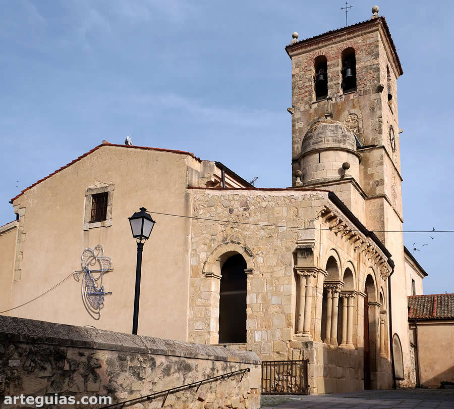 Iglesia de Santiago de Bernuy de Porreros