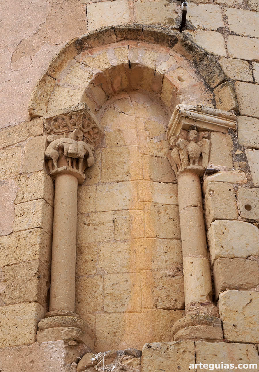 Ventanal del &aacute;bside