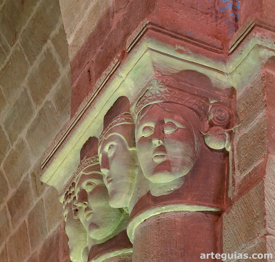 Capiteles de reyes del arco triunfal. Castilseco