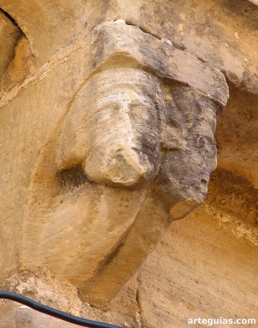 Cabezas humanas mirando en sentidos opuestos