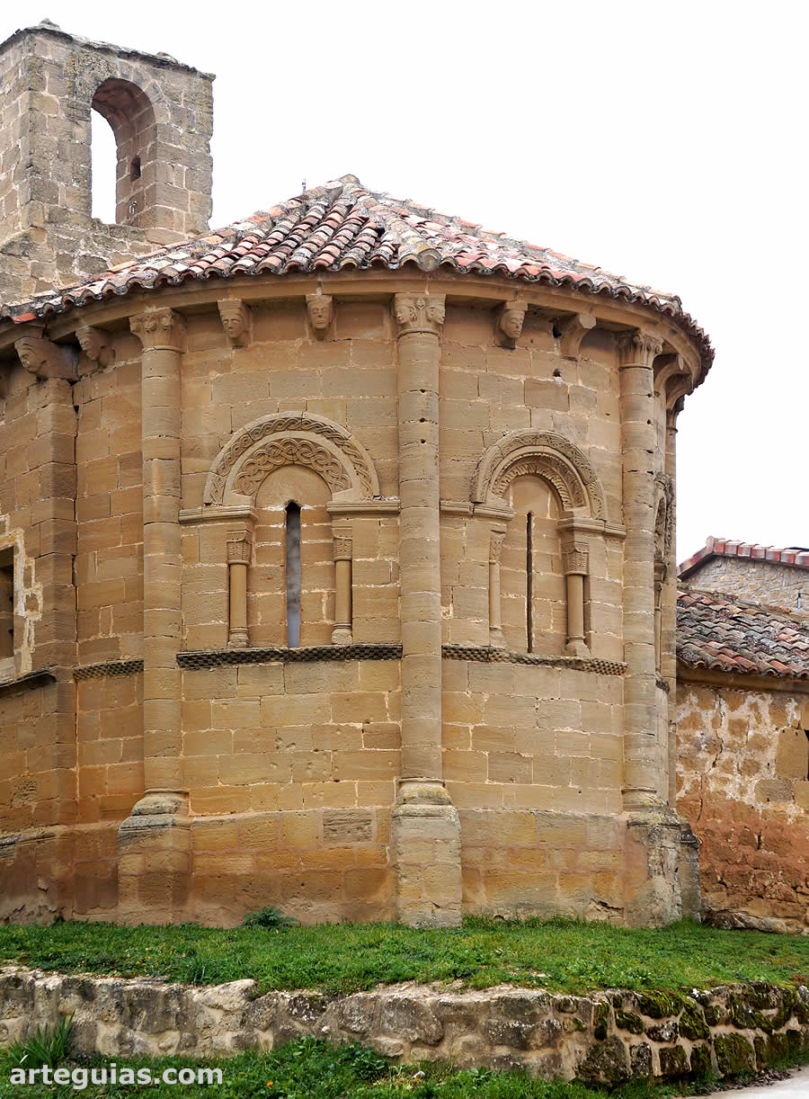 Cabecera de la iglesia rom&aacute;nica de Castilseco, La Rioja