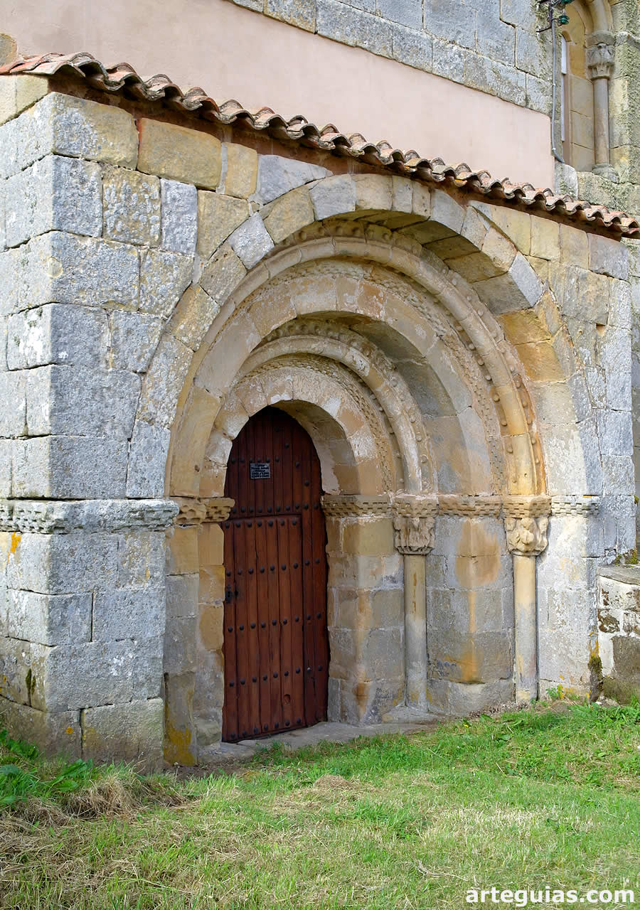 Puerta rom&aacute;nica septentrional