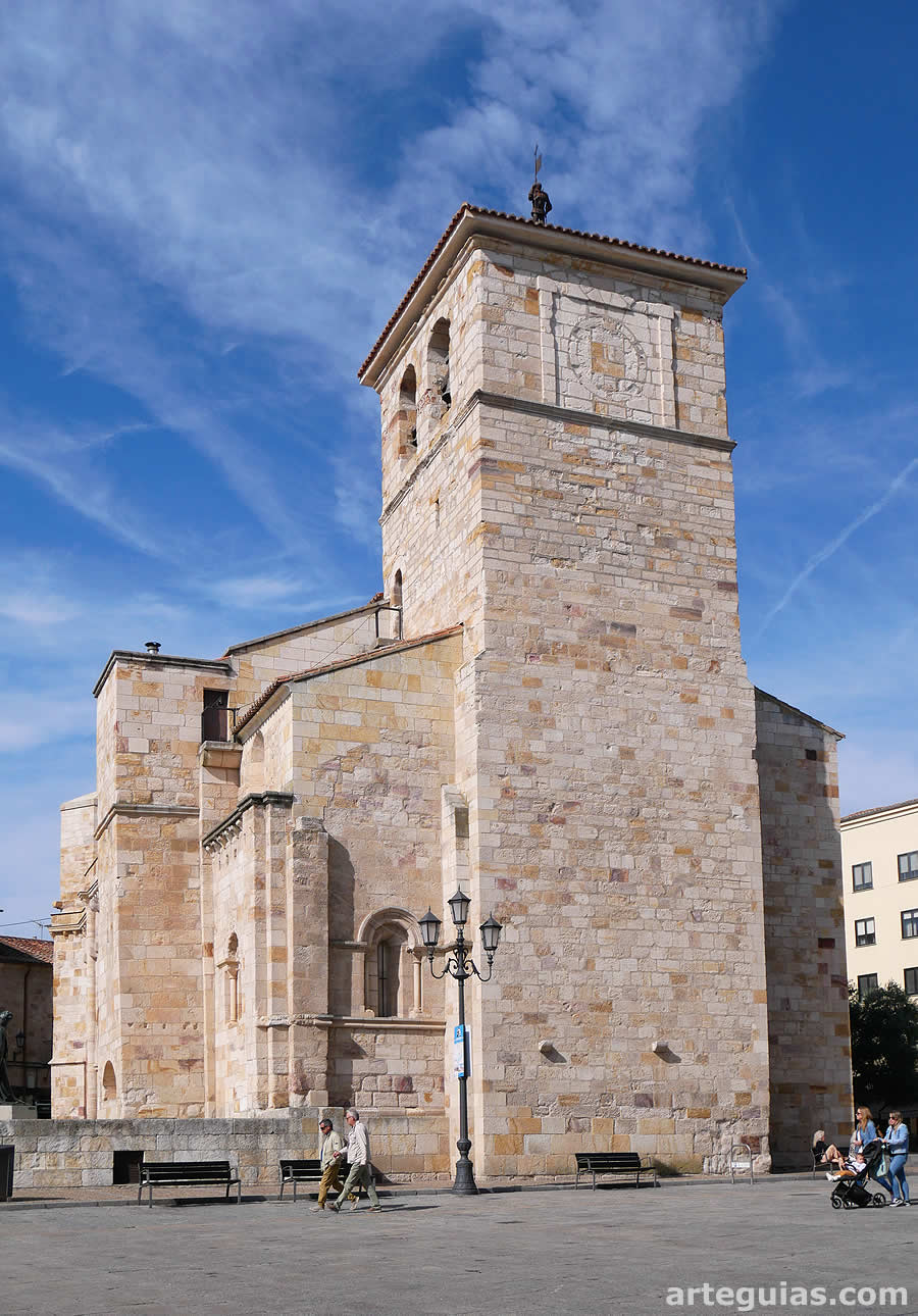 La iglesia de San Juan de Puerta Nueva, Zamora desde el este