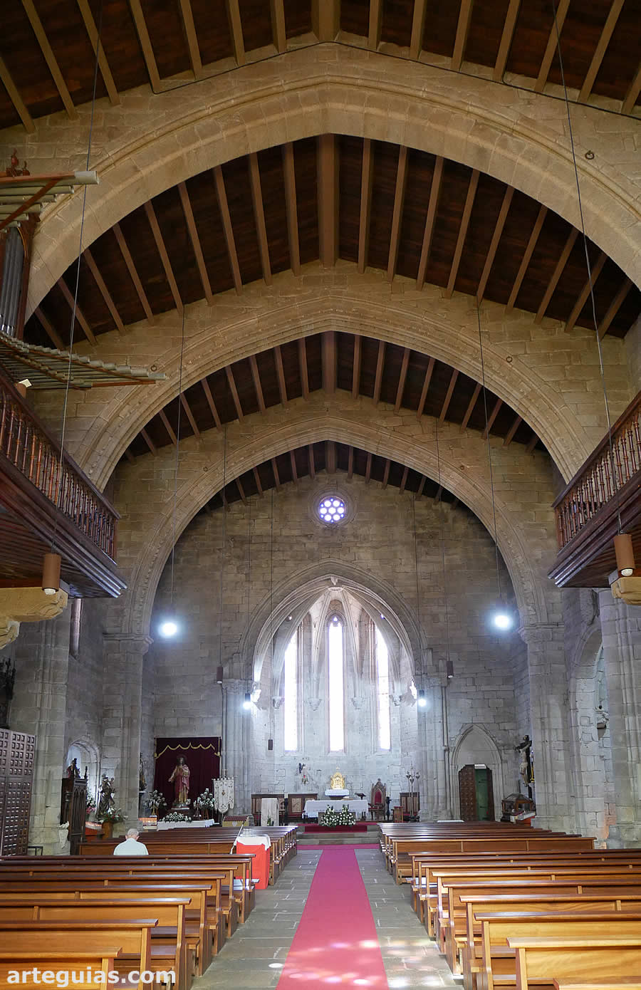 Aspecto del interior de la iglesia