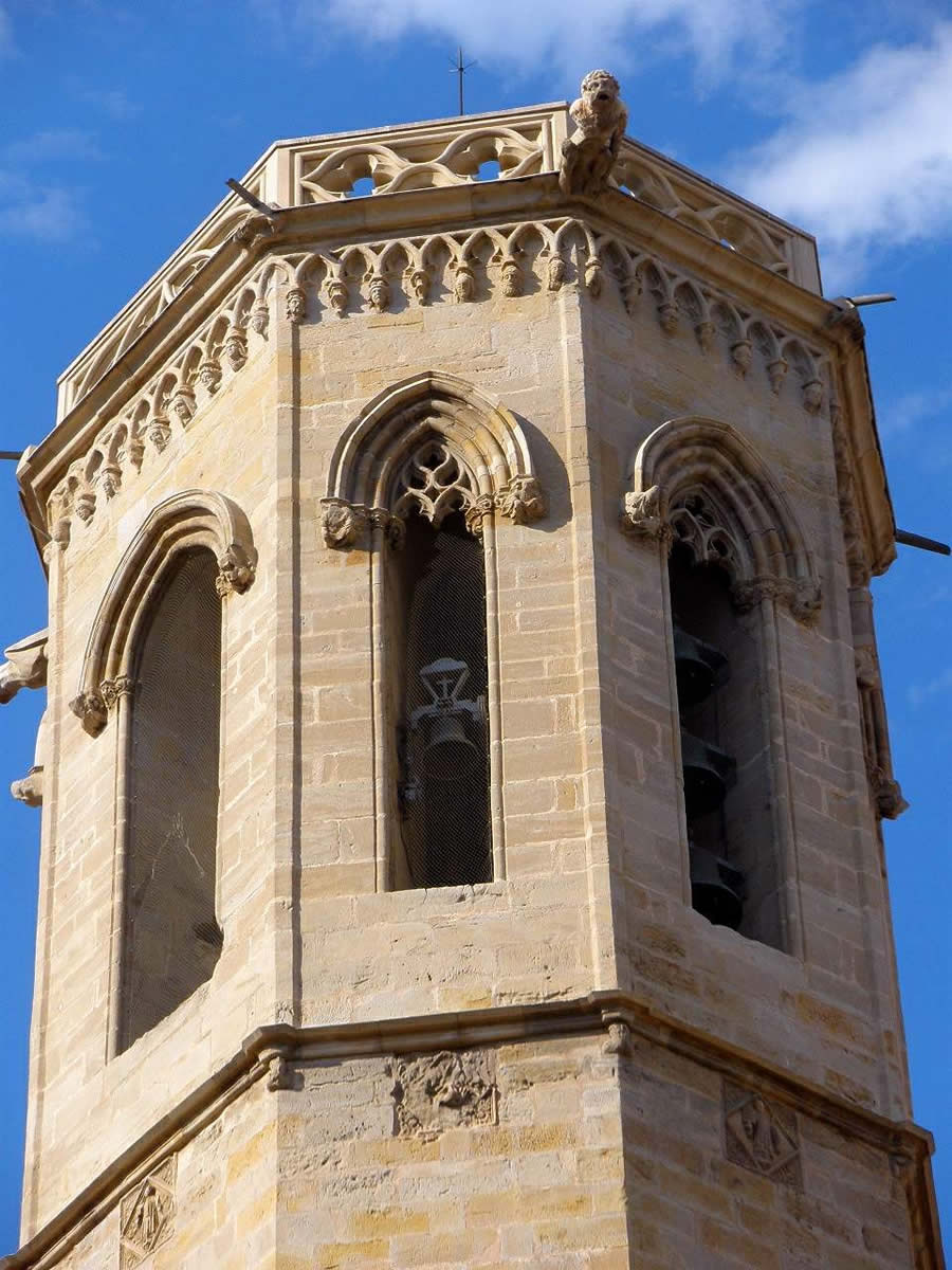 El cuerpo de campanas de la iglesia de Sant Lloren&ccedil;, Lleida, es de gran hermosura