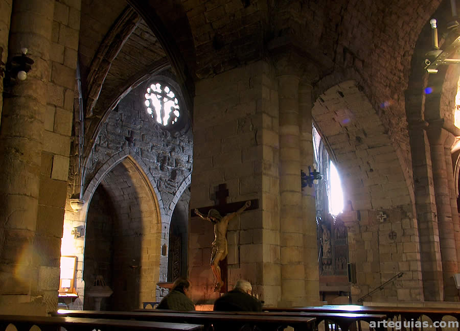 Otra imagen de la abertura de vanos para construir la nave septentrional