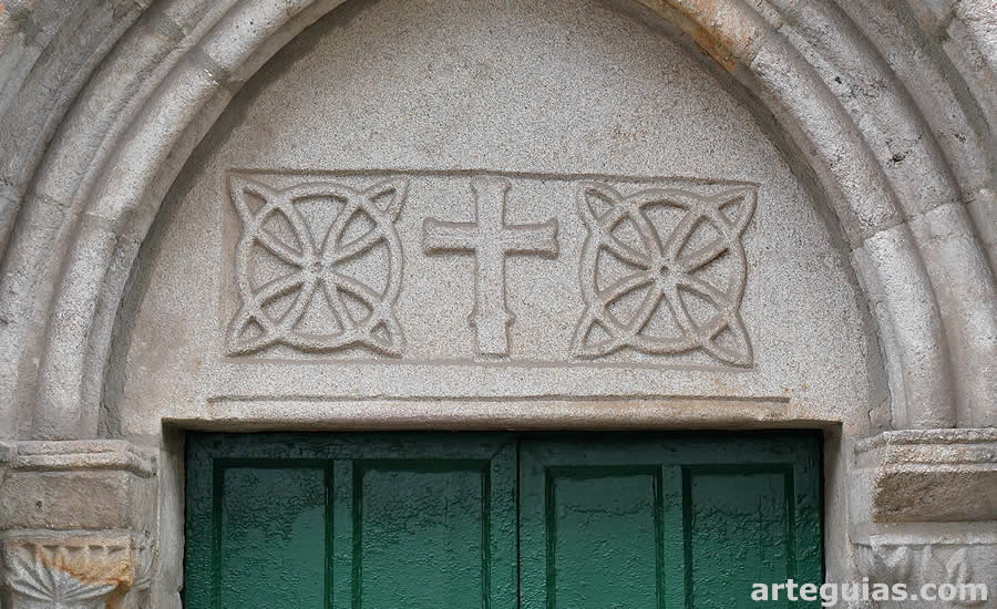 T&iacute;mpano de la puerta sur