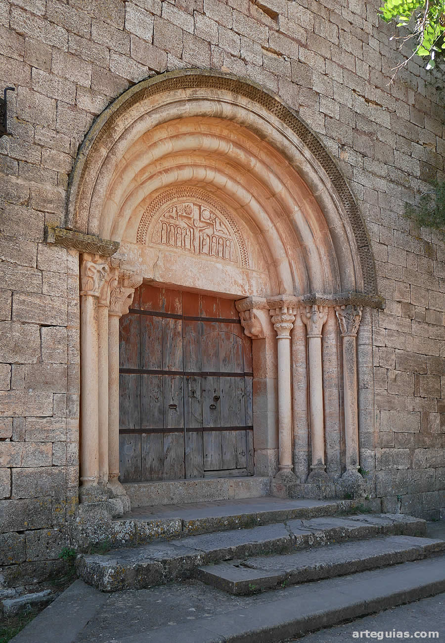 Puerta rom&aacute;nica de Santa Mar&iacute;a de Siurana