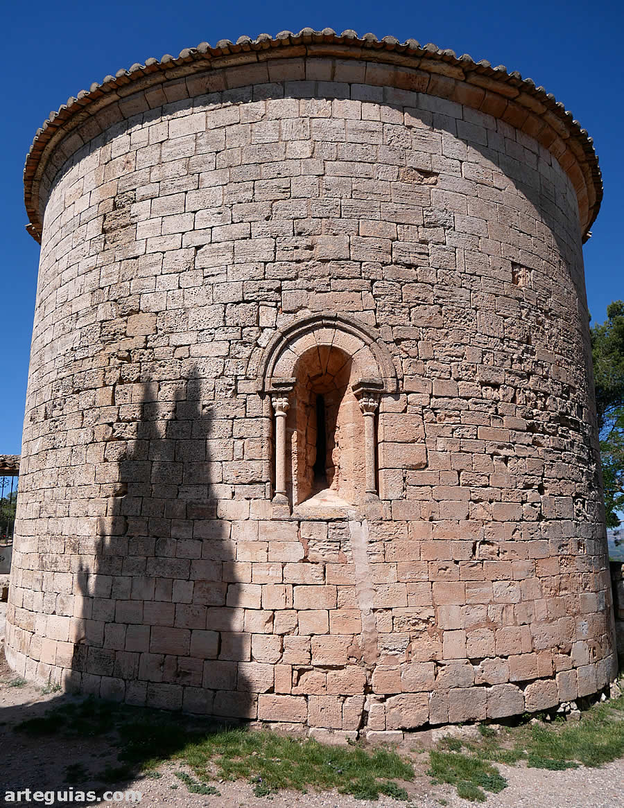 Iglesia de Santa Mar&iacute;a de Siurana: &aacute;bside rom&aacute;nico