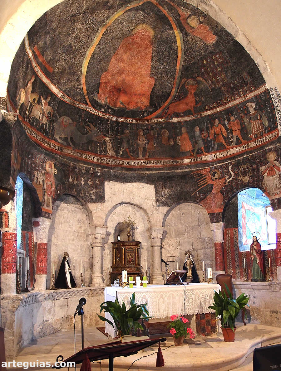 Espectacular aspecto del interior del &aacute;bside