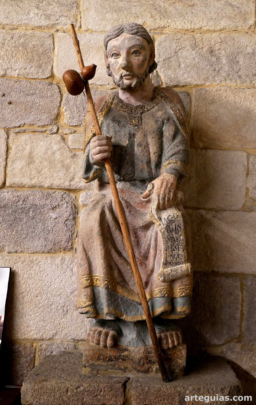Estatua de Santiago Ap&oacute;stol del siglo XIV