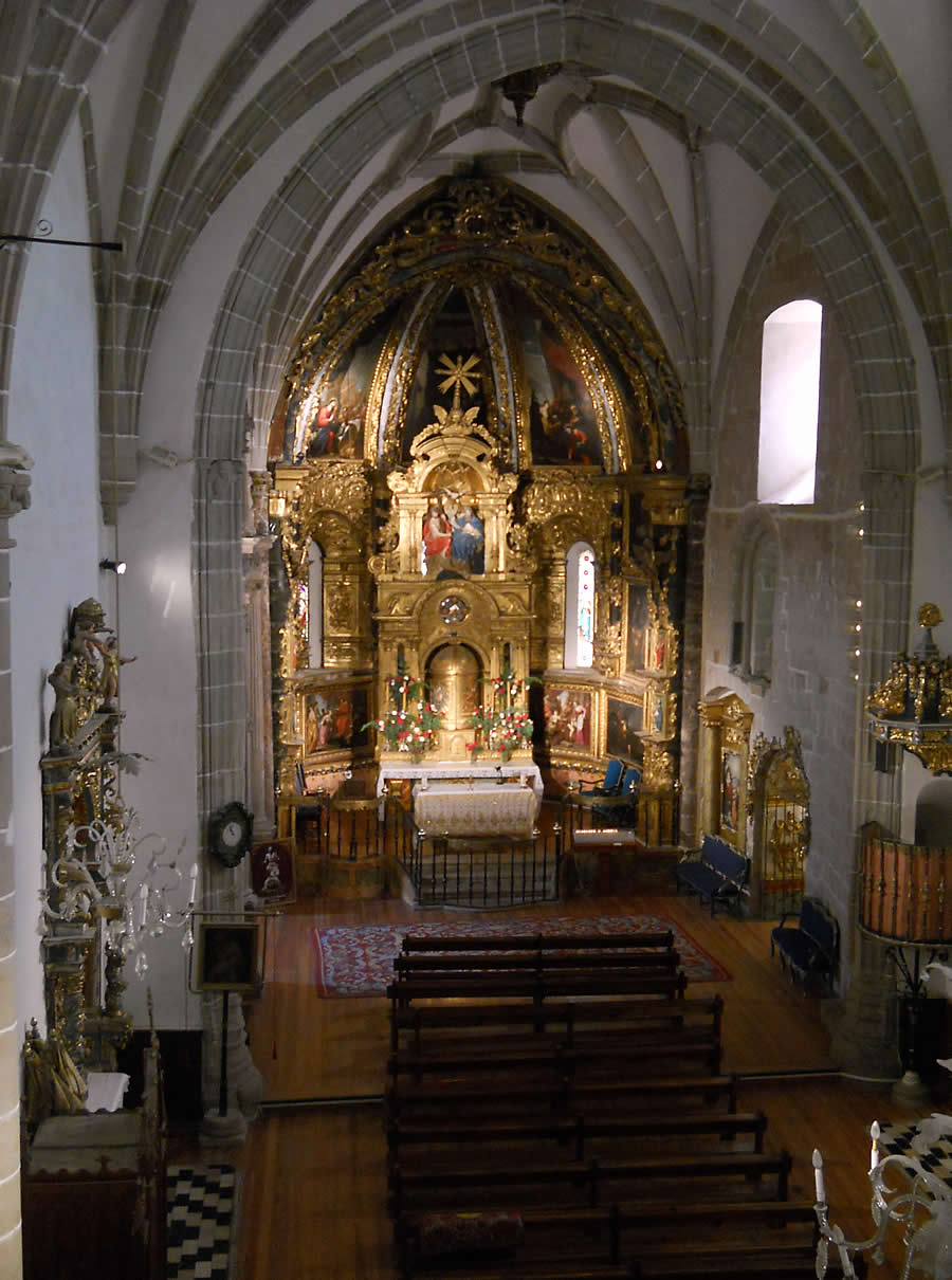 Interior de la iglesia de la Trinidad de Atienza