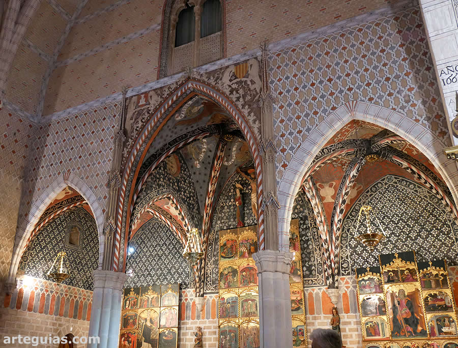 Entrada a la cabecera