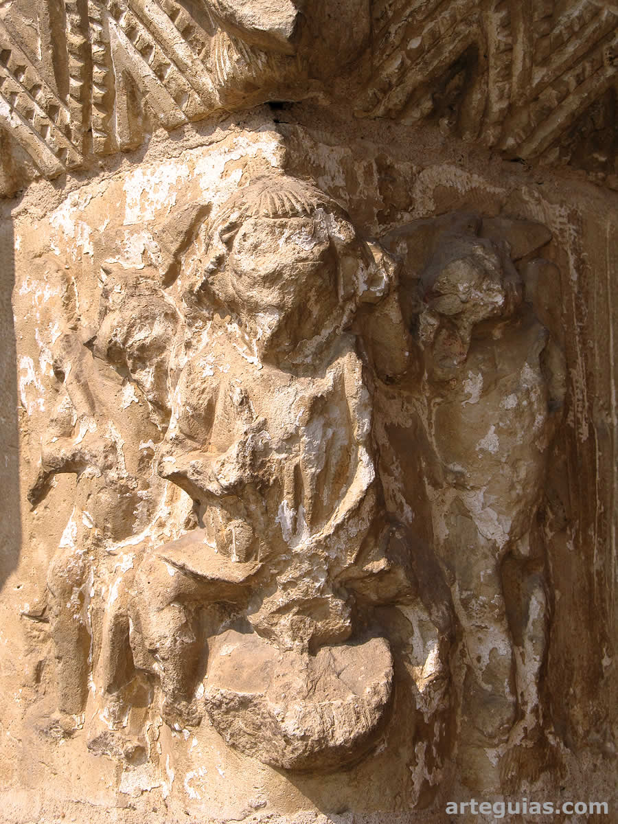 Capitel de demonios y condenado