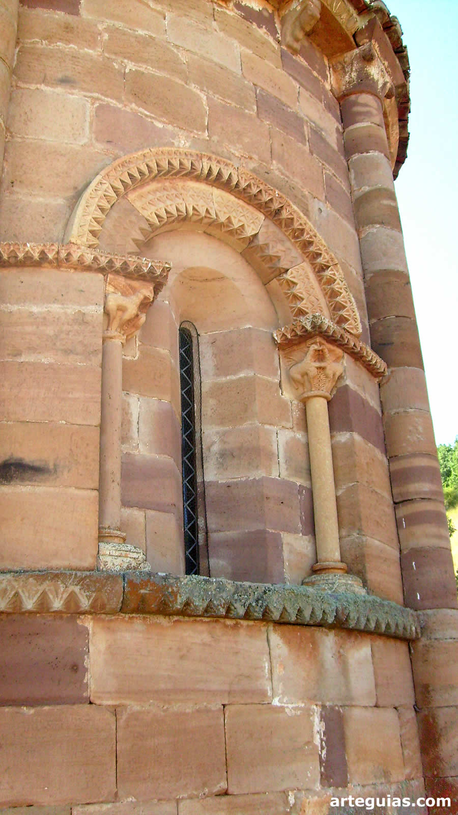 Ventanal del &aacute;bside