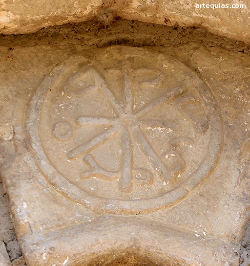 Uno de los crismones