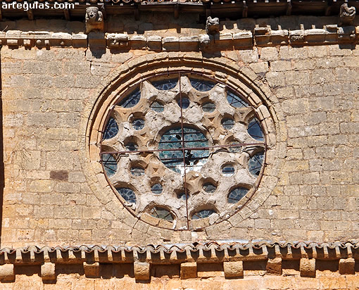 Roset&oacute;n de la fachada sur (Grijalba)