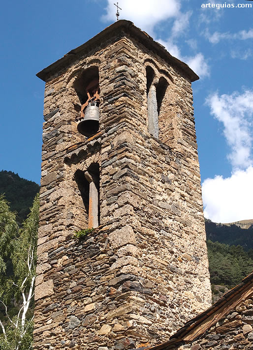 Torre campanario lombardo o "lombardista"