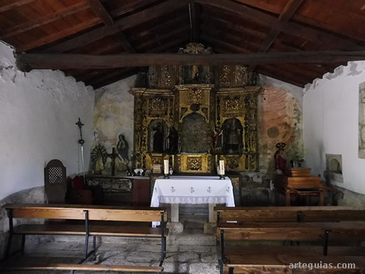 Interior de San Xes de Francelos
