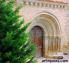 Portada meridional. Viana de Mond&eacute;jar