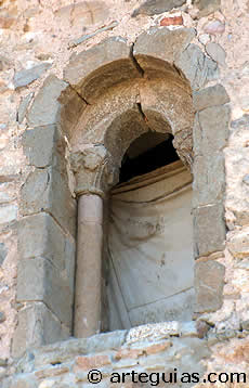 Ventanal del testero