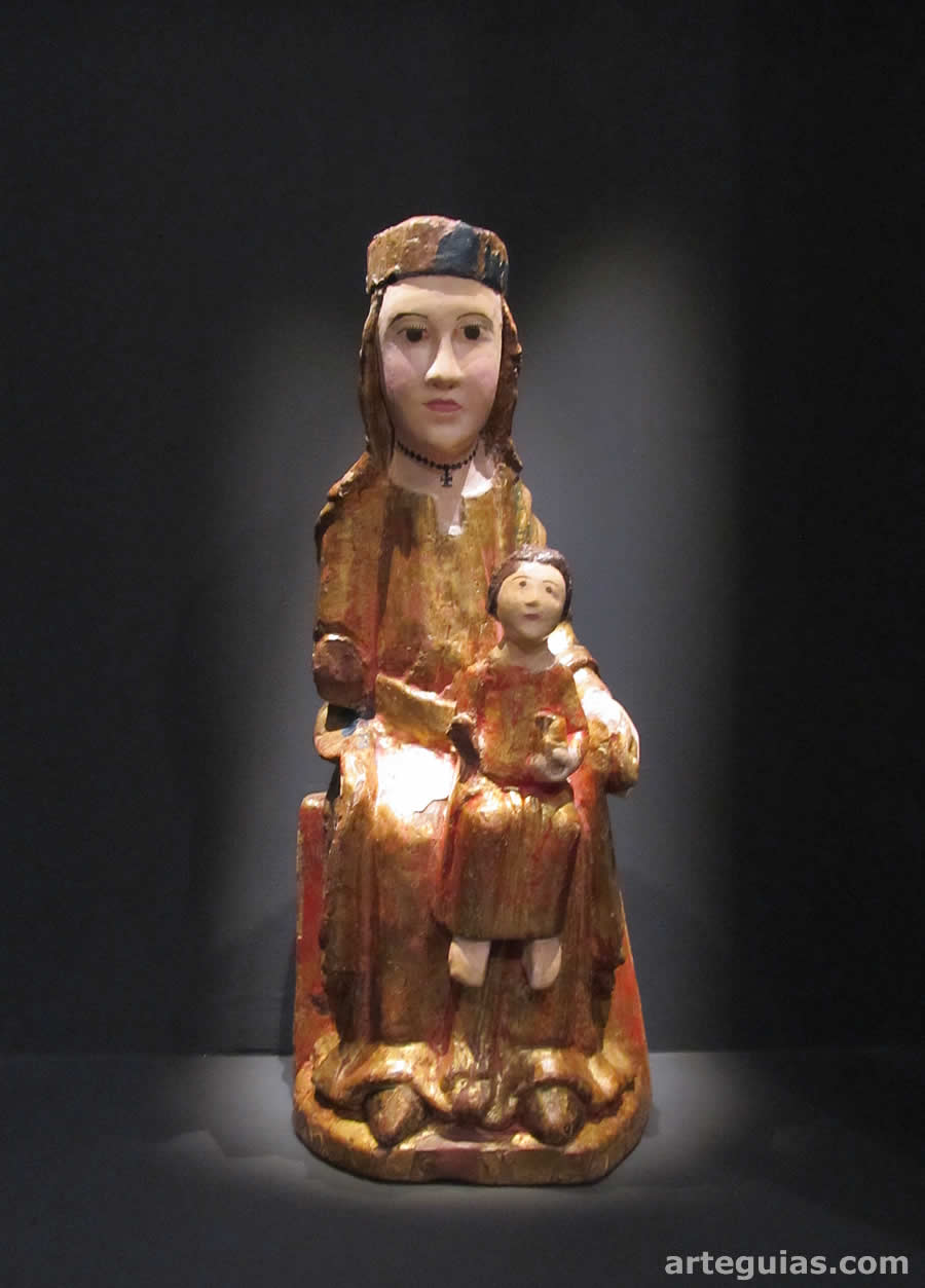 El Museo Diocesano de Zamora: expone varias v&iacute;rgenes rom&aacute;nicas y g&oacute;ticas