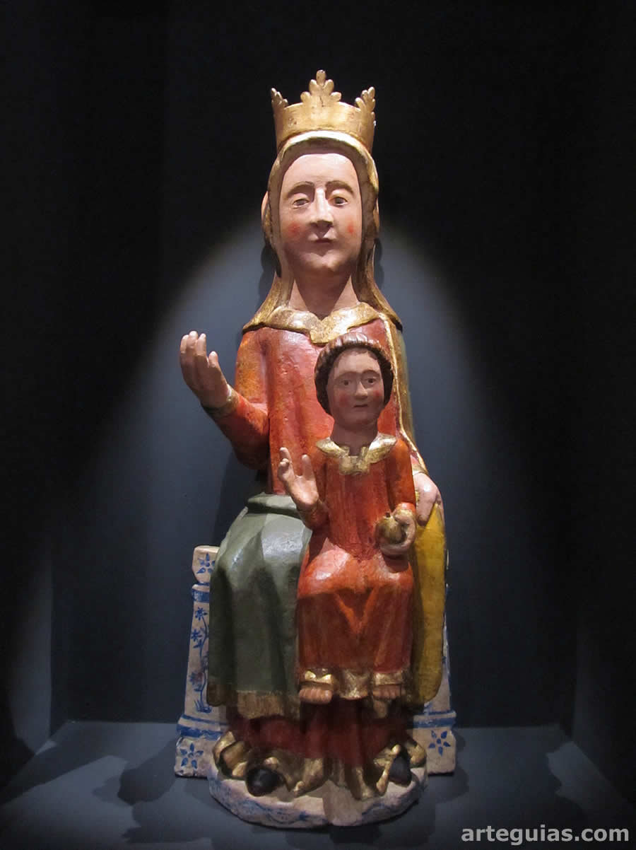 Virgen Mar&iacute;a y Jes&uacute;s. Imagen rom&aacute;nica en el museo diocesano