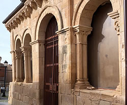 Iglesia de Bernuy de Porreros