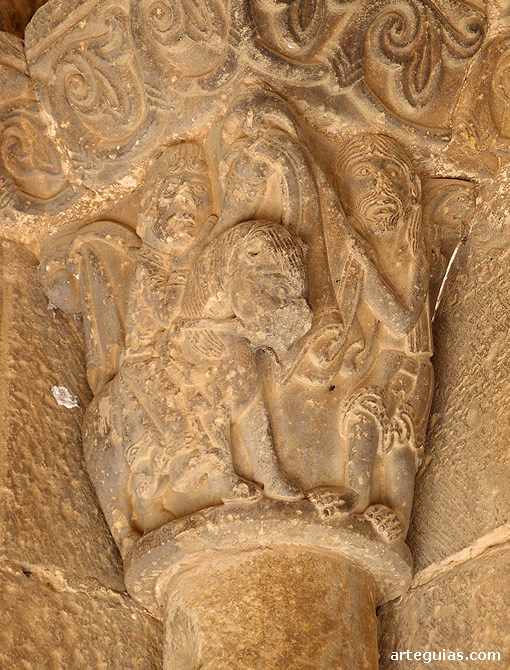 Capitel de San Mart&iacute;n compartiendo su capa con un pobre