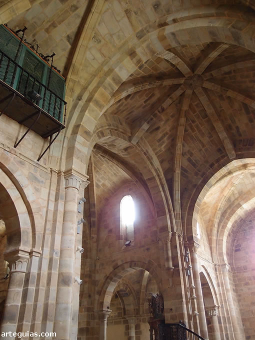 Iglesia del Monasterio de Santa Mar&iacute;a de  Valdedi&oacute;s