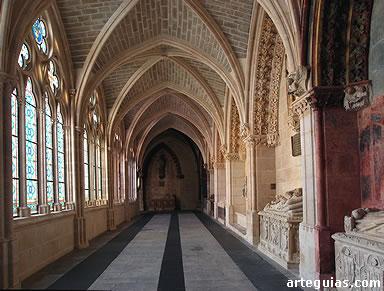Una de las pandas del claustro superior