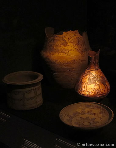 Cer&aacute;mica ib&eacute;rica: Jarro de cer&aacute;mica ib&eacute;rica con decoraci&oacute;n pintada hallado en el Tossal de Manises