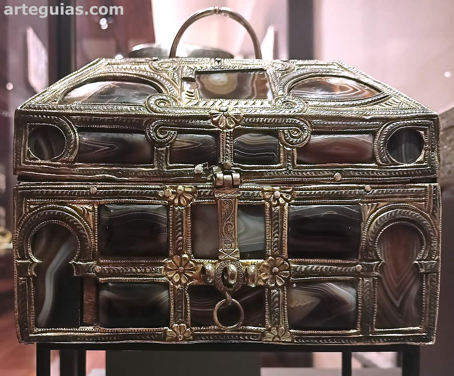 Arqueta de las &aacute;gatas