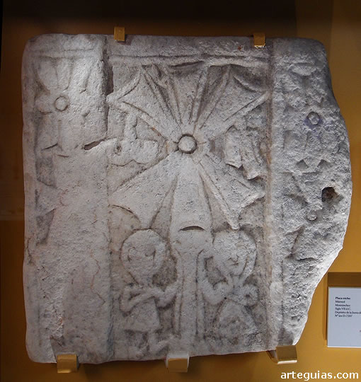 Una de las joyas del Museo de C&aacute;ceres: Placa-nicho de Mont&aacute;nchez