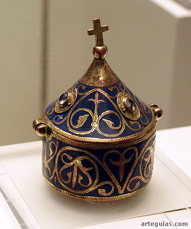 P&iacute;xide rom&aacute;nico perteneciente al Museo catedralicio de Burgos