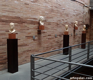 Sala con numerosos retratos romanos