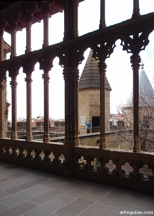 Arquer&iacute;as de la "Galer&iacute;a del Rey"