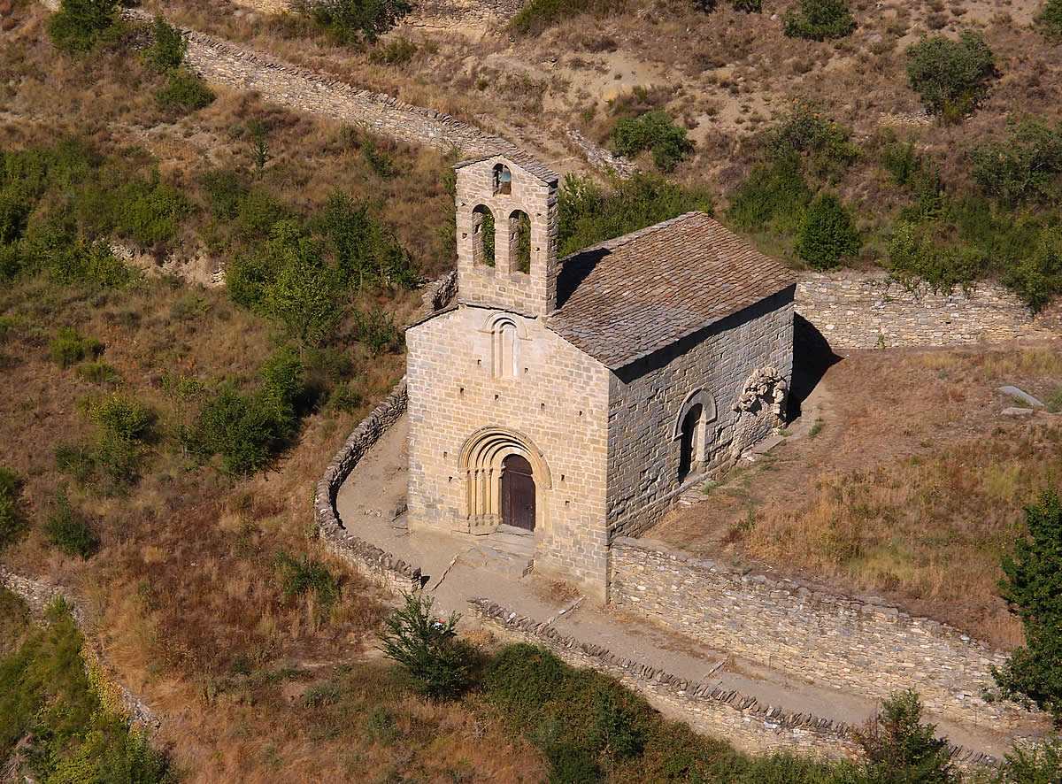 Peque&ntilde;a iglesia rom&aacute;nica de San Juan de Monta&ntilde;ana, Huesca