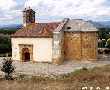 Garray: ermita rom&aacute;nica desde el sur