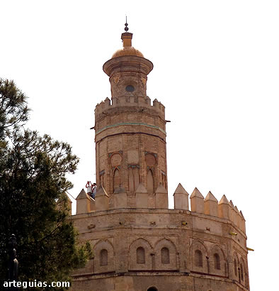 Segundo y tercer cuerpo de la torre