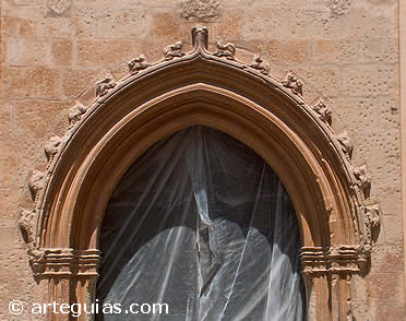 Puerta de la iglesia de San Francisco. X&agrave;tiva, Valencia