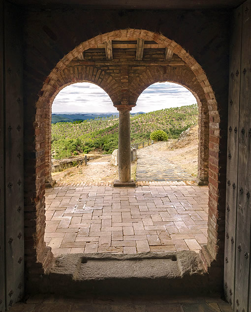 P&oacute;rtico de la Mezquita califal de Almonaster la Real
