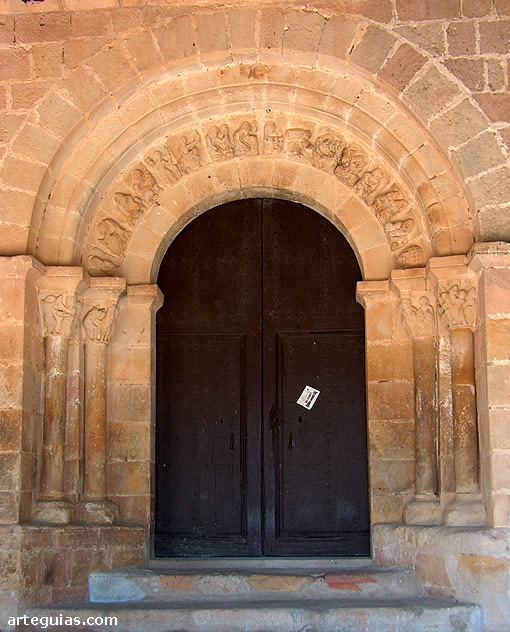 Bele&ntilde;a de Sorbe: portada rom&aacute;nica