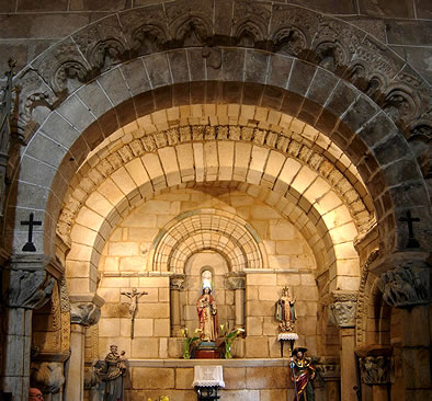 Cabecera rom&aacute;nica. Iglesia de Breixa