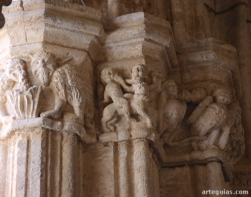 Relieves del claustro