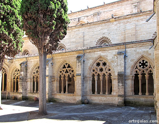 Claustro de la catedral